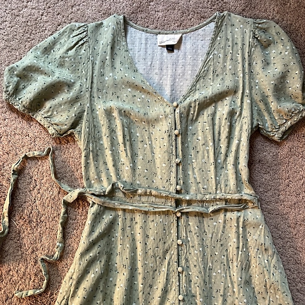 Universal Thread Dress - Picture 2 of 4